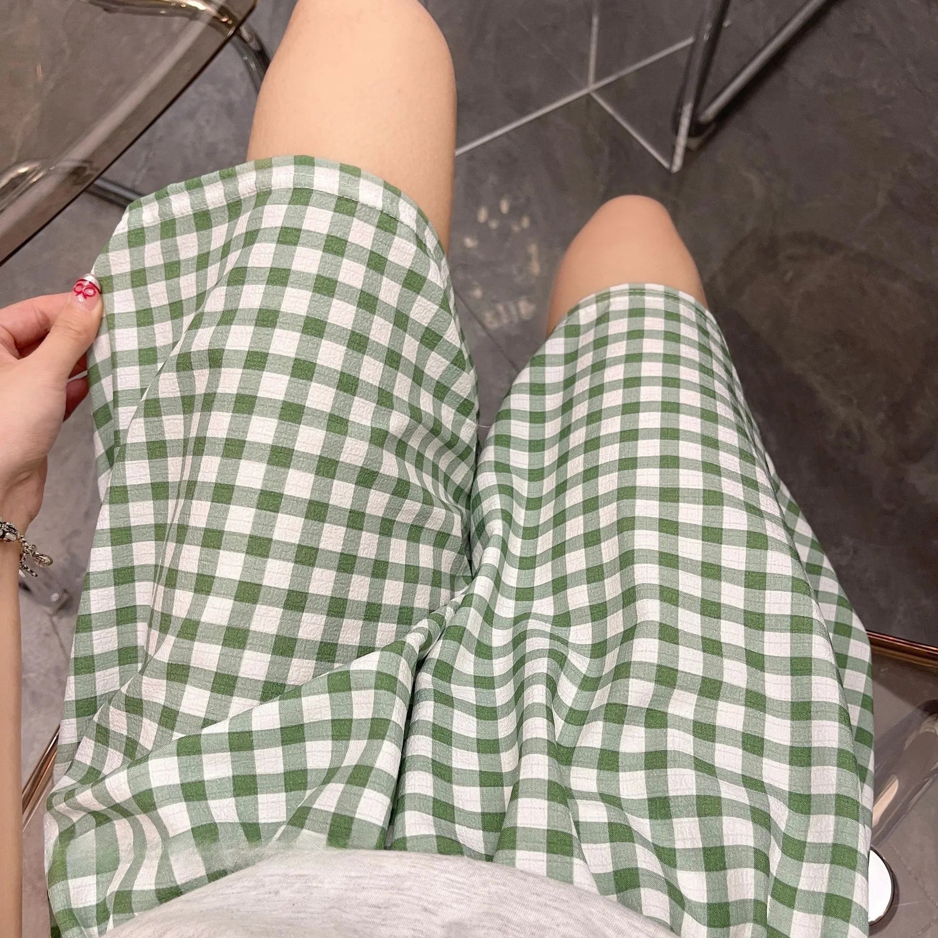 Summer Loose Plaid Shorts Women Ins Style Shorts High Waist Slimming Wide Legs Casual Home Pants Outdoor Wearing Walking Shorts